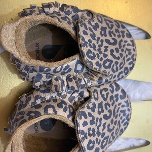 Bobux LEOPARD PRINT soft soles size 3-9 months